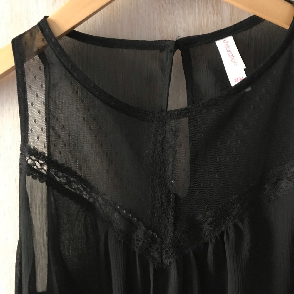 Xhilaration Top